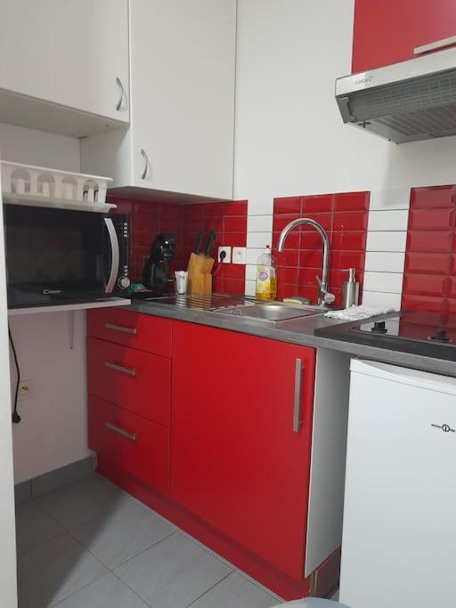 Апартаменти Studio - 1 Min Rer - 10Min Disney & 30 Min Paris - Free Parking & Wifi Бюссі-Сен-Жорж Екстер'єр фото
