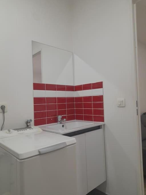 Апартаменти Studio - 1 Min Rer - 10Min Disney & 30 Min Paris - Free Parking & Wifi Бюссі-Сен-Жорж Екстер'єр фото